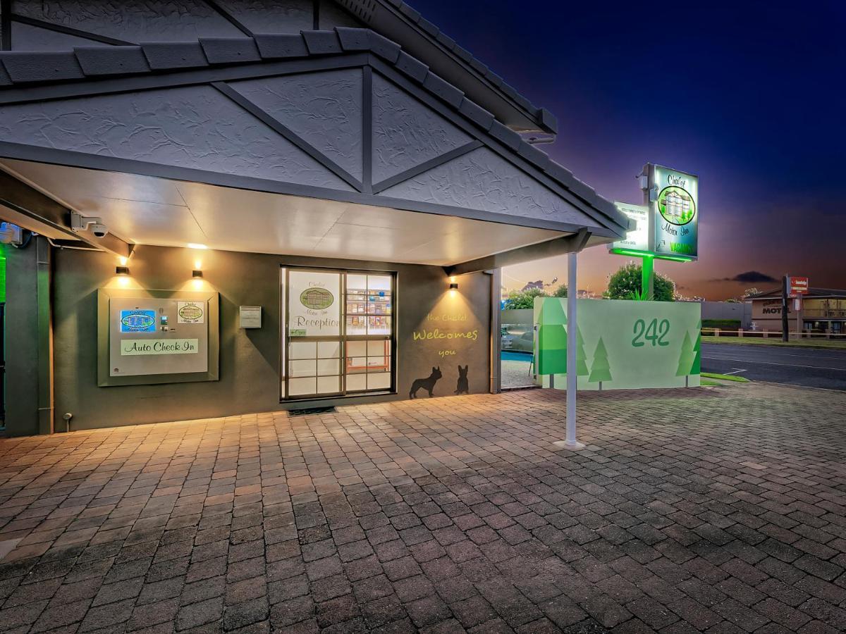 Chalet Motor Inn Bundaberg Eksteriør billede