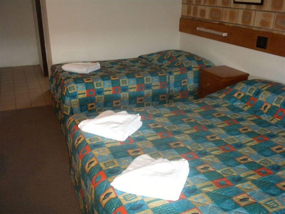 Chalet Motor Inn Bundaberg Eksteriør billede
