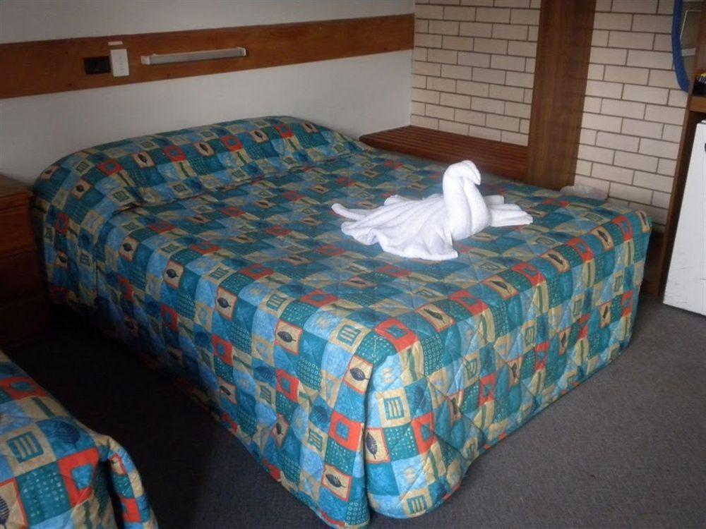 Chalet Motor Inn Bundaberg Eksteriør billede