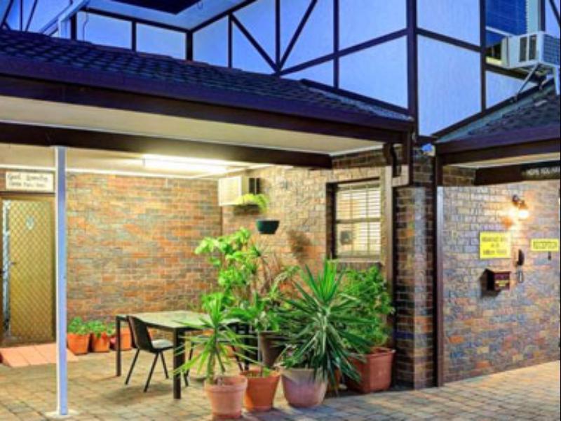Chalet Motor Inn Bundaberg Eksteriør billede