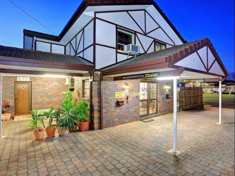 Chalet Motor Inn Bundaberg Eksteriør billede