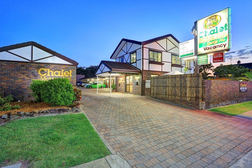 Chalet Motor Inn Bundaberg Eksteriør billede