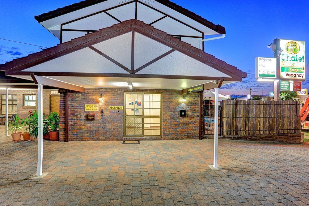Chalet Motor Inn Bundaberg Eksteriør billede