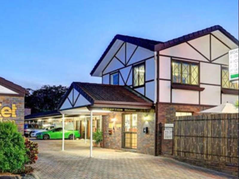 Chalet Motor Inn Bundaberg Eksteriør billede