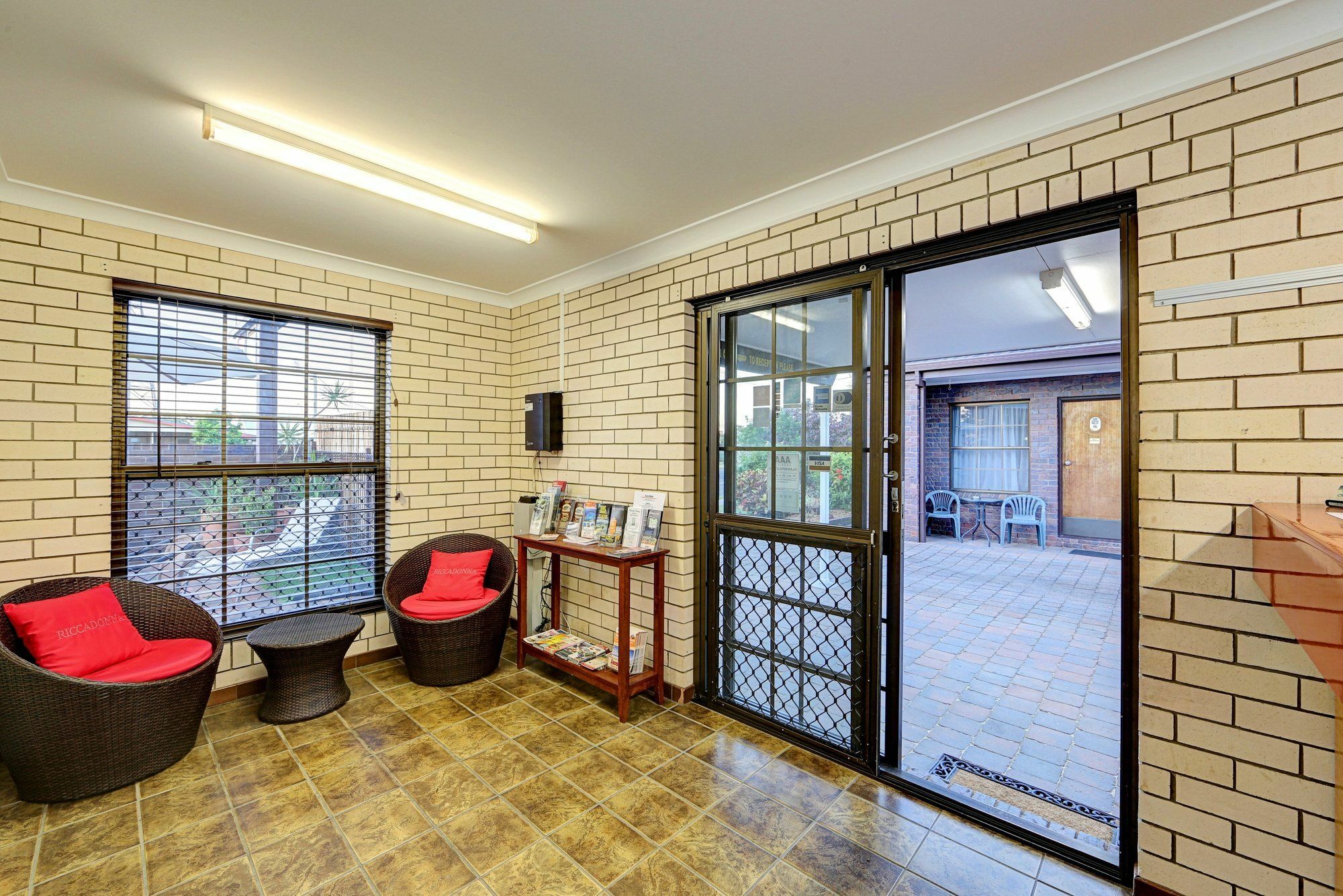 Chalet Motor Inn Bundaberg Eksteriør billede