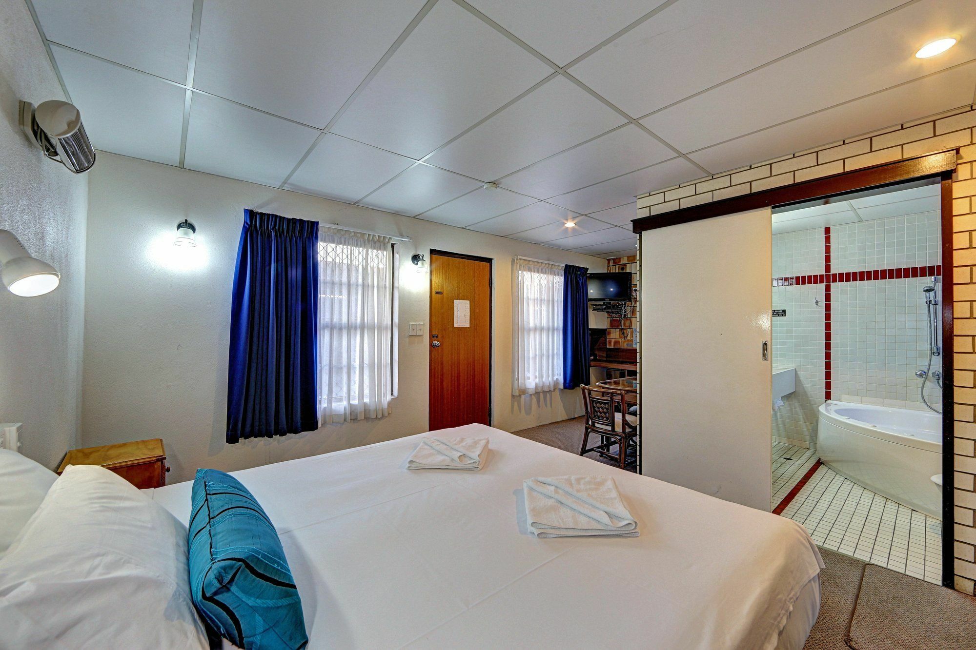 Chalet Motor Inn Bundaberg Eksteriør billede